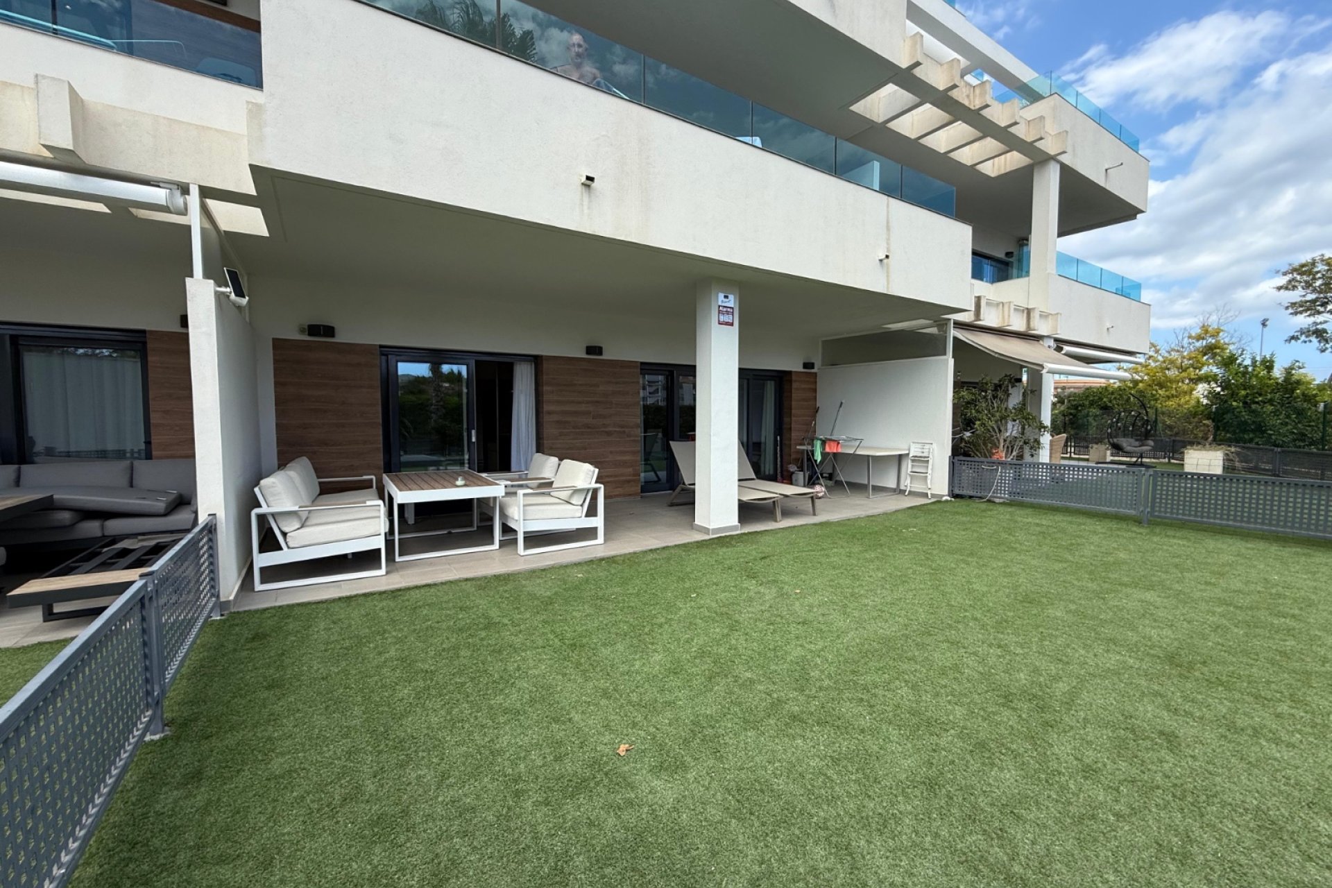 Alquiler corta estancia - Apartamento / piso -
Albir