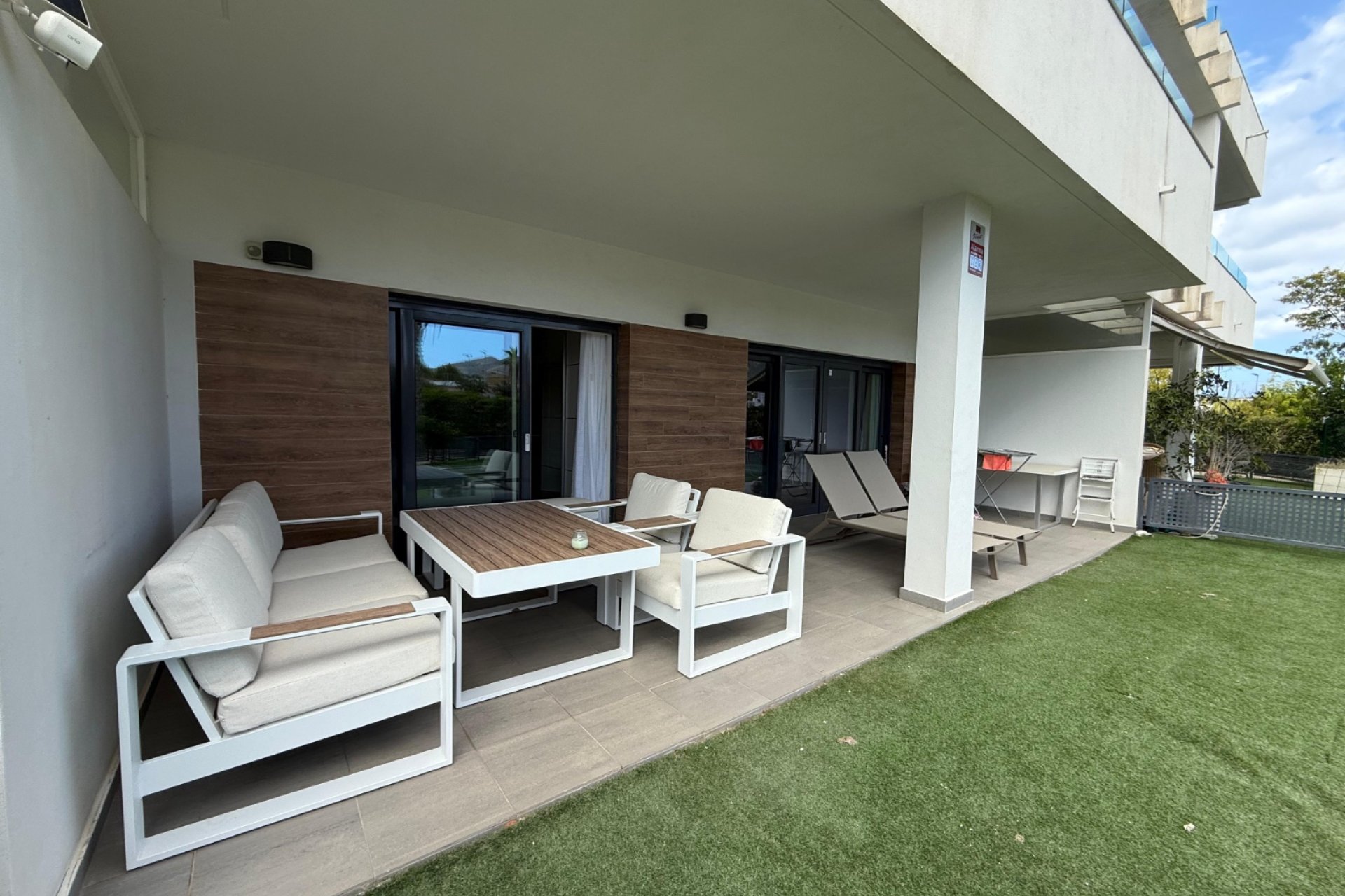 Alquiler corta estancia - Apartamento / piso -
Albir