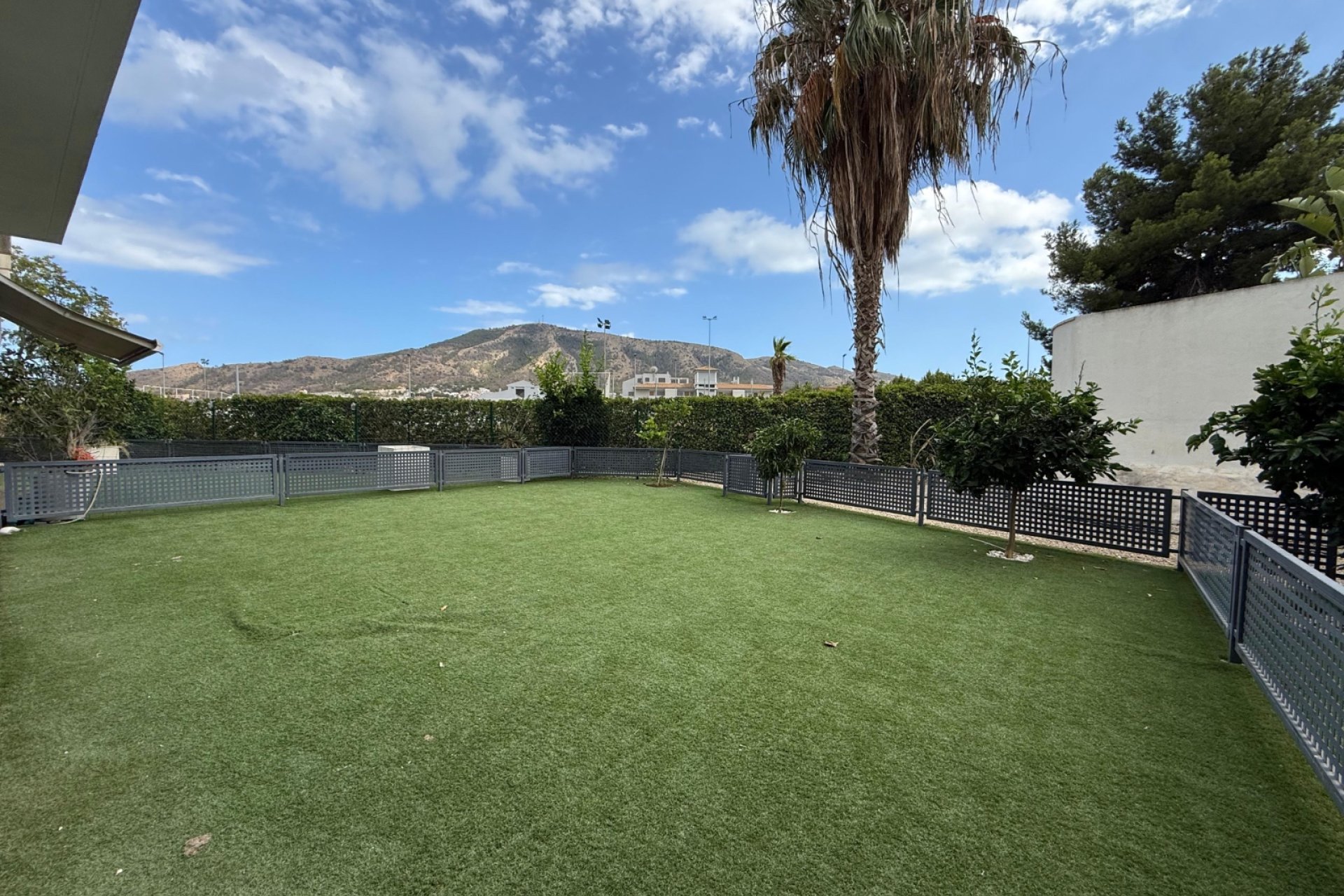 Alquiler corta estancia - Apartamento / piso -
Albir