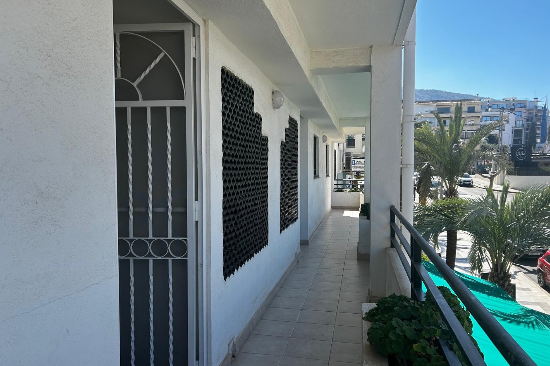 Alquiler corta estancia - Apartamento / piso -
Albir