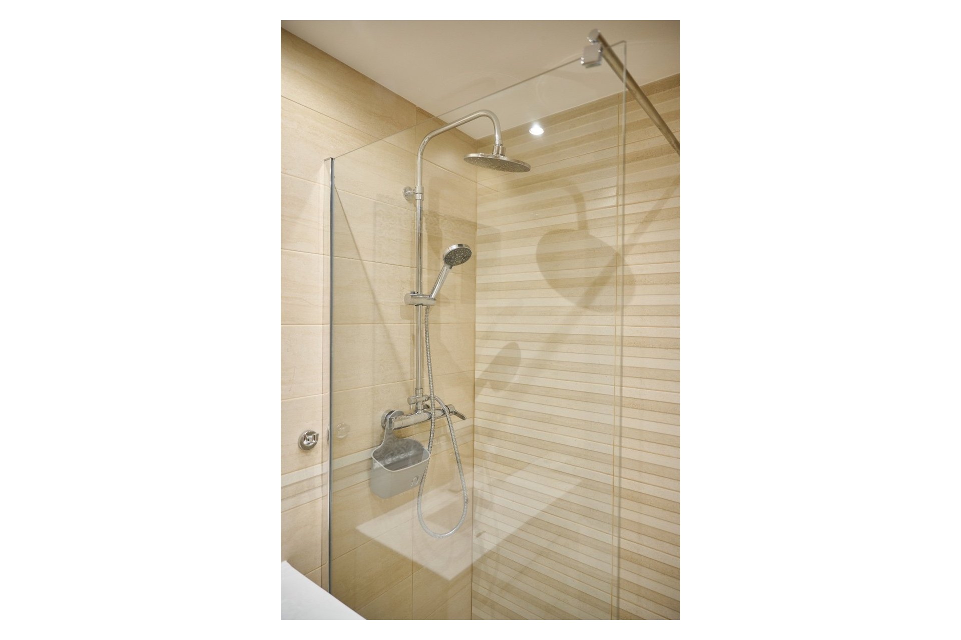 Alquiler corta estancia - Apartamento / Piso -
Albir