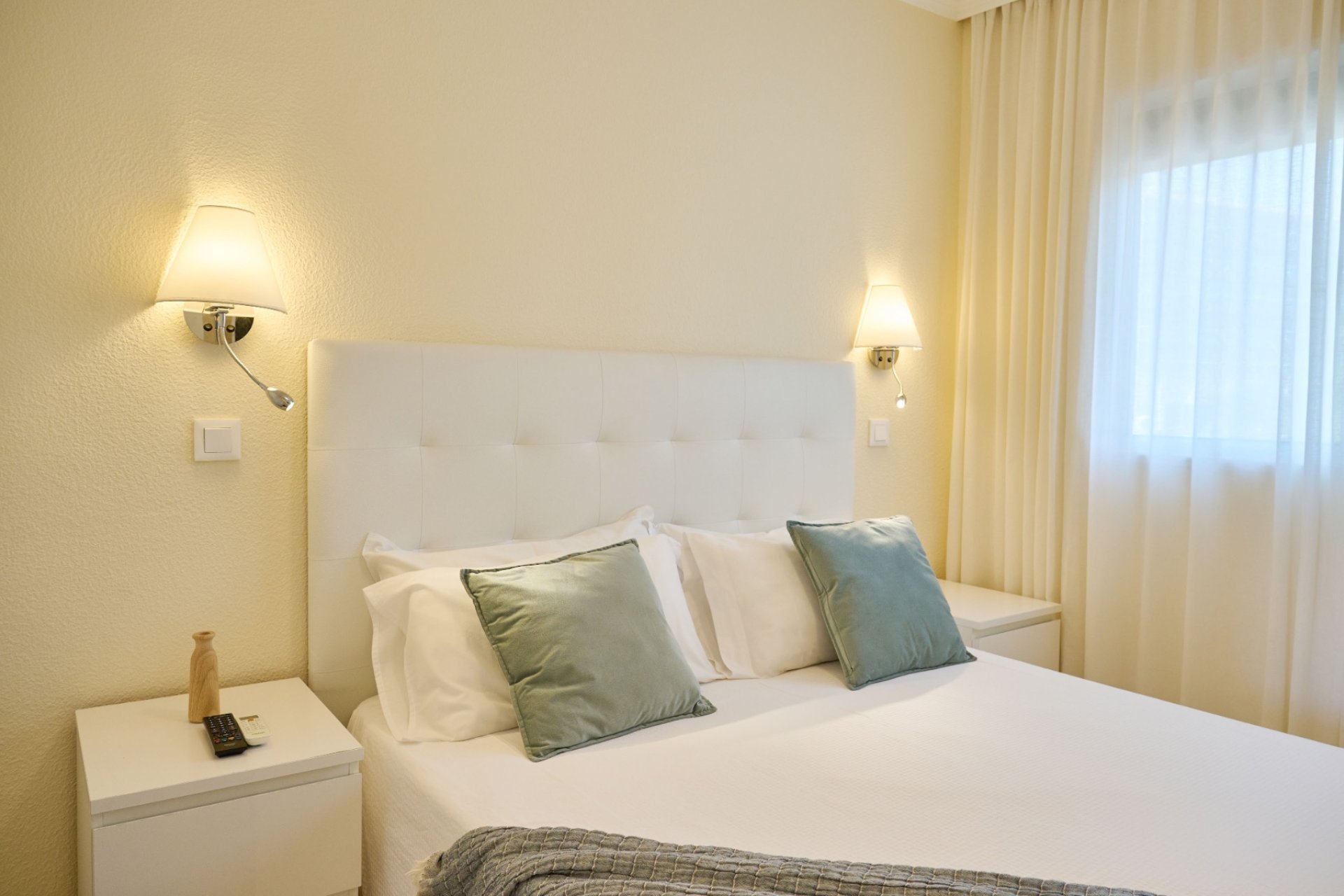 Alquiler corta estancia - Apartamento / Piso -
Albir