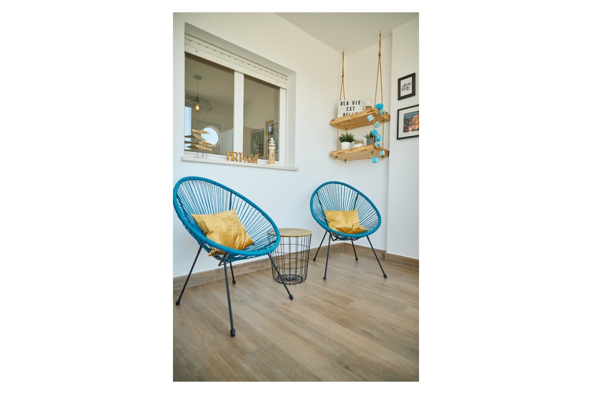 Alquiler corta estancia - Apartamento / Piso -
Albir