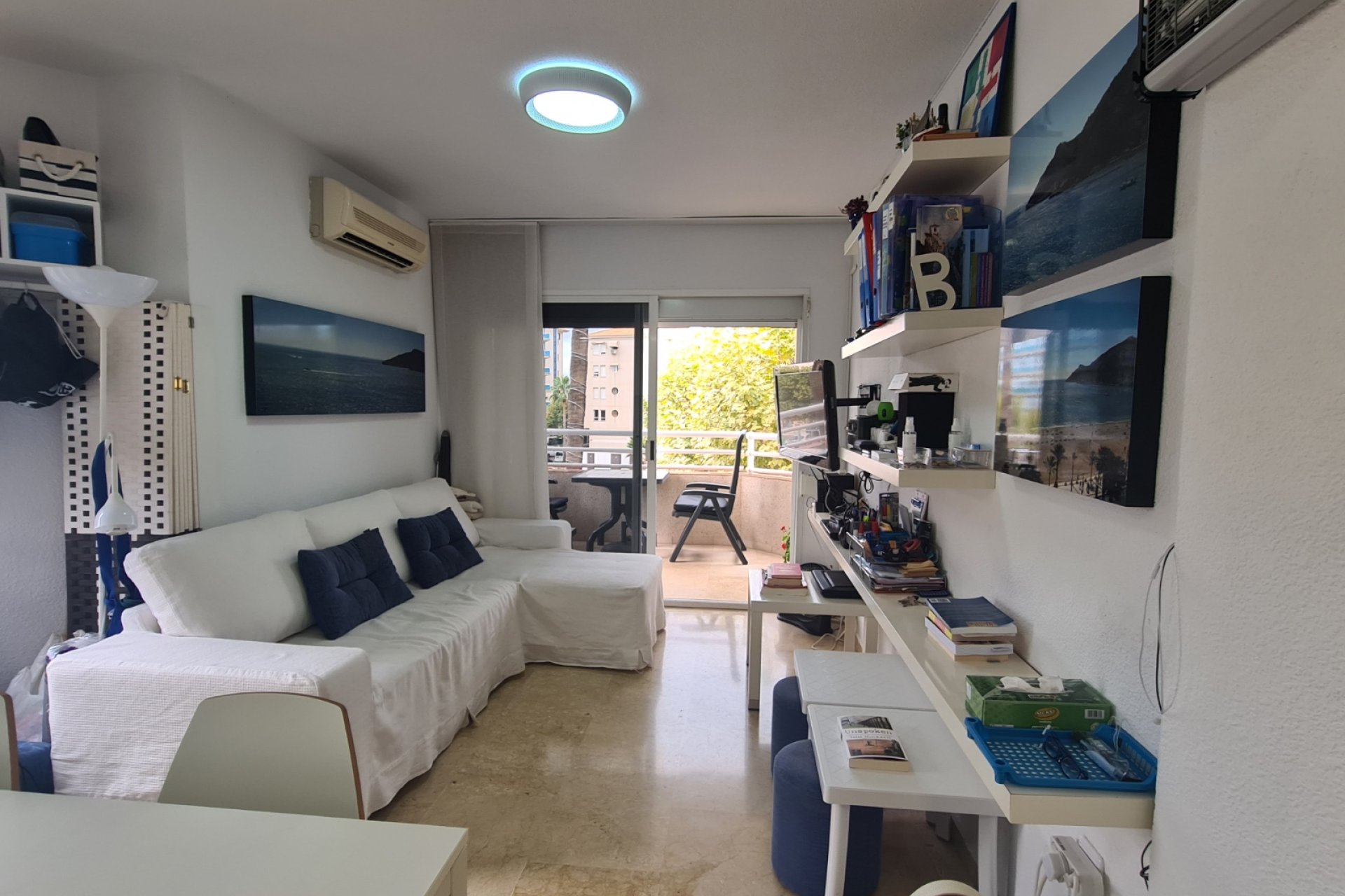 Alquiler corta estancia - Apartamento / piso -
Albir