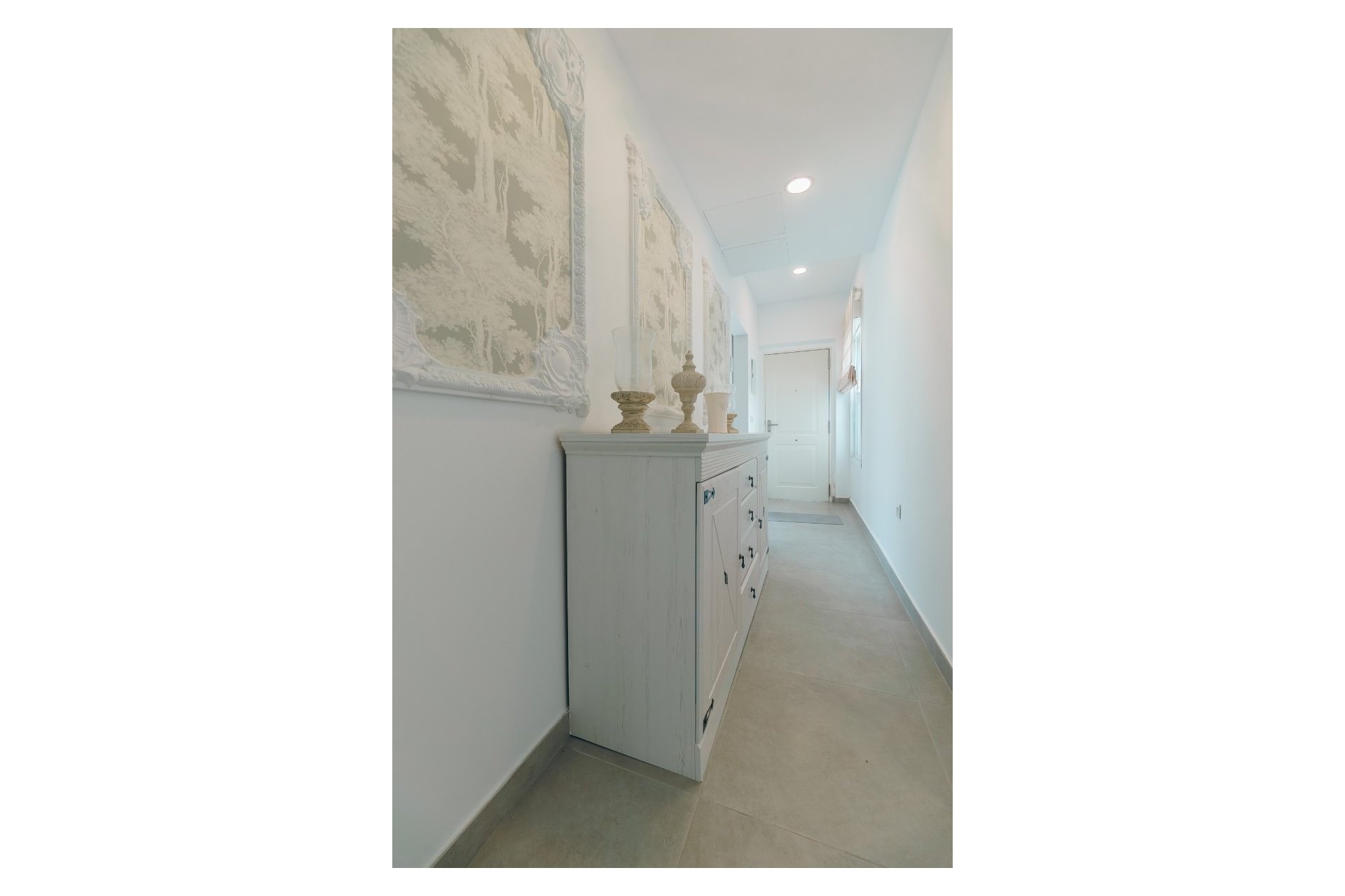 Alquiler corta estancia - Chalet / Villa  -
Albir