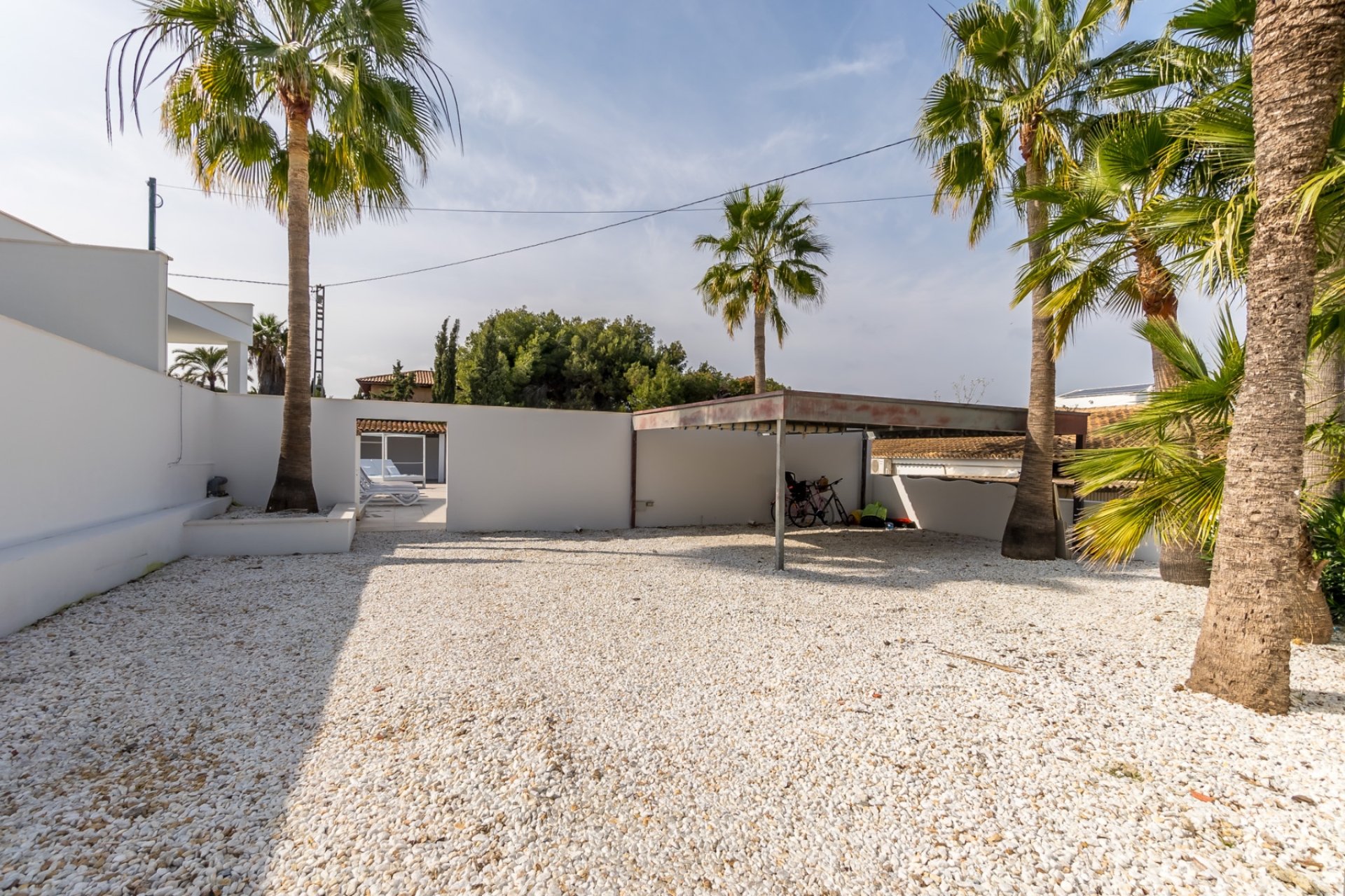 Alquiler corta estancia - Chalet / Villa  -
Albir