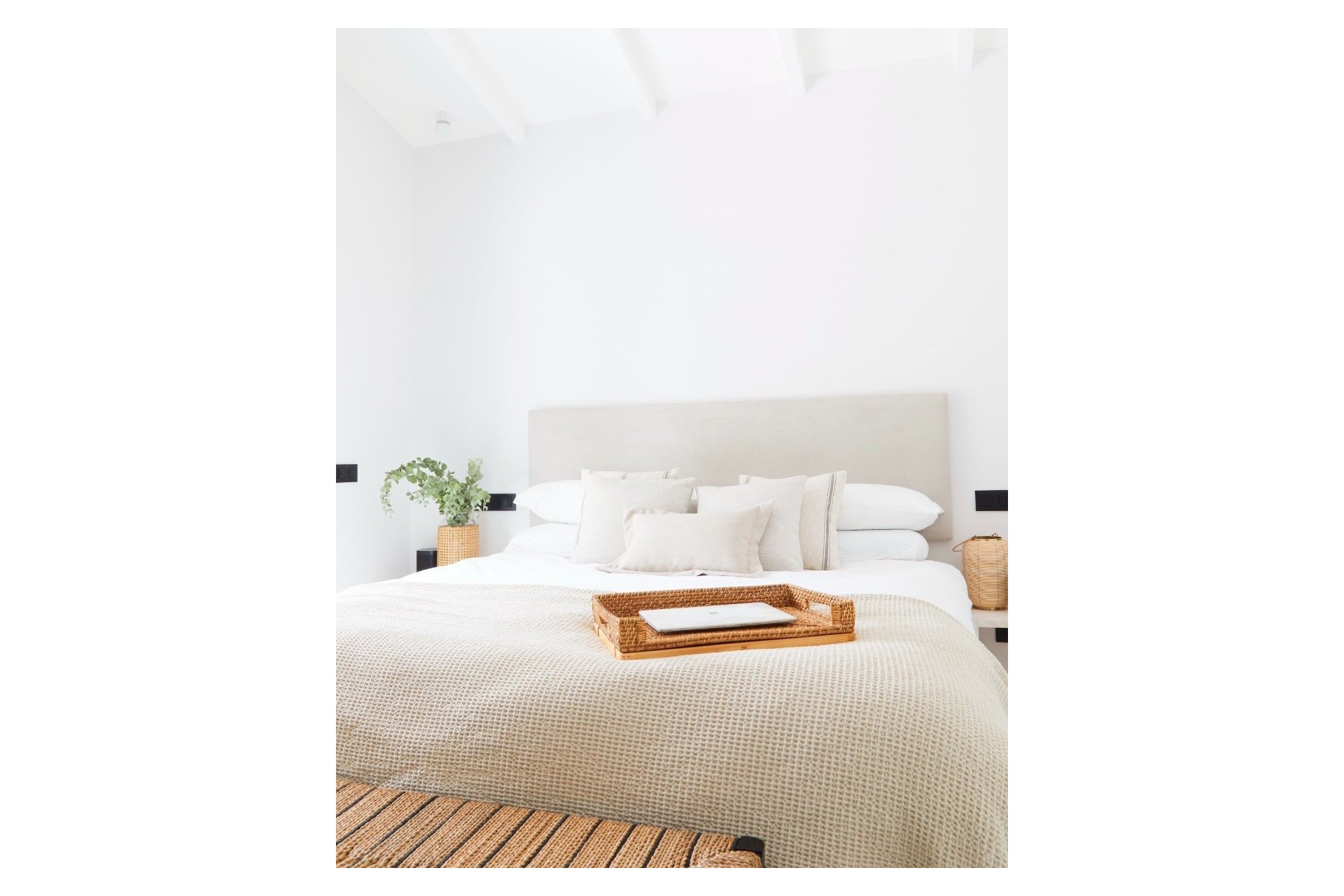 Alquiler corta estancia - Chalet / Villa  -
Albir