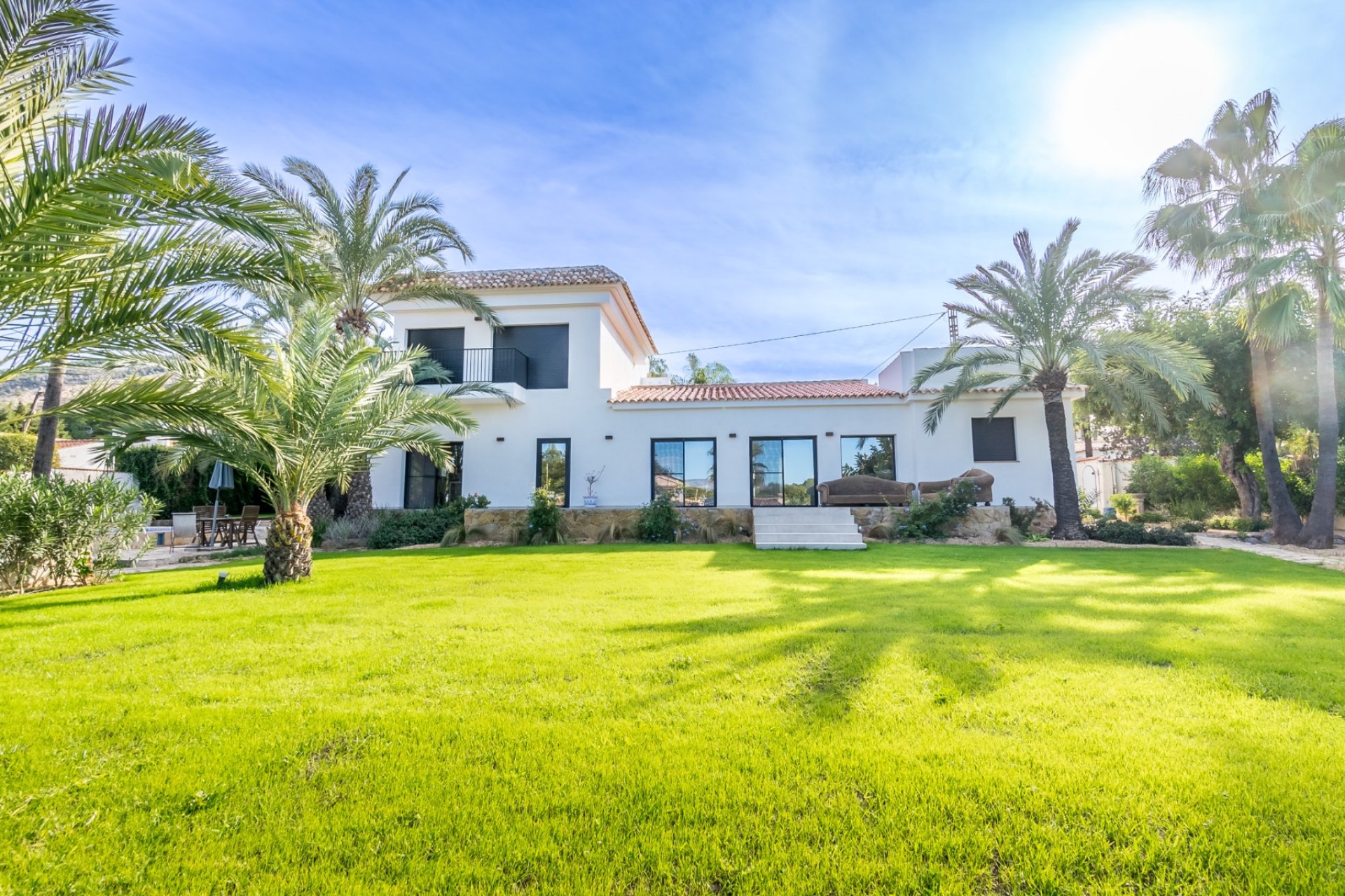 Alquiler corta estancia - Chalet / Villa  -
Albir