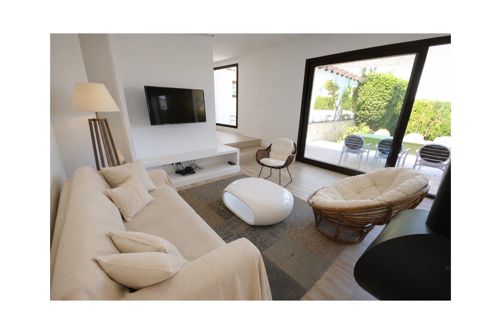 Alquiler corta estancia - Chalet / Villa  -
Albir
