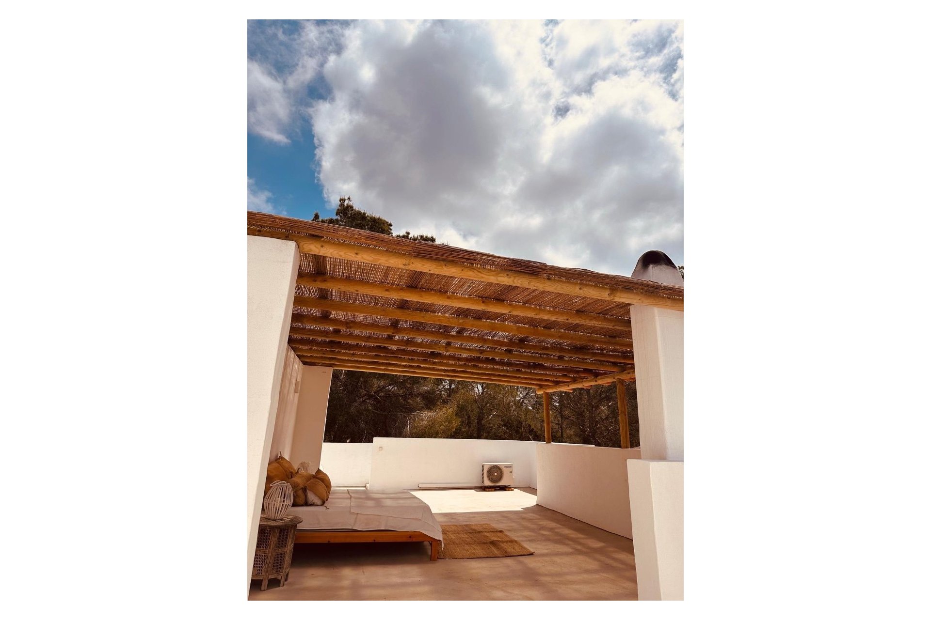 Alquiler corta estancia - Chalet / Villa  -
Formentera del Segura