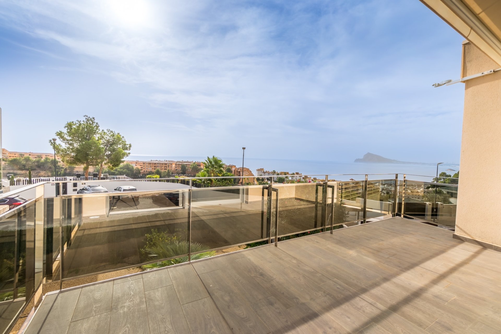  Alquiler larga estancia - Apartamento / piso -
Altea