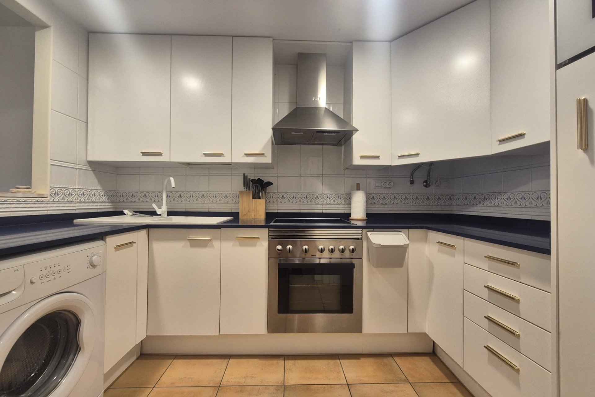  Alquiler larga estancia - Apartamento / piso -
Altea