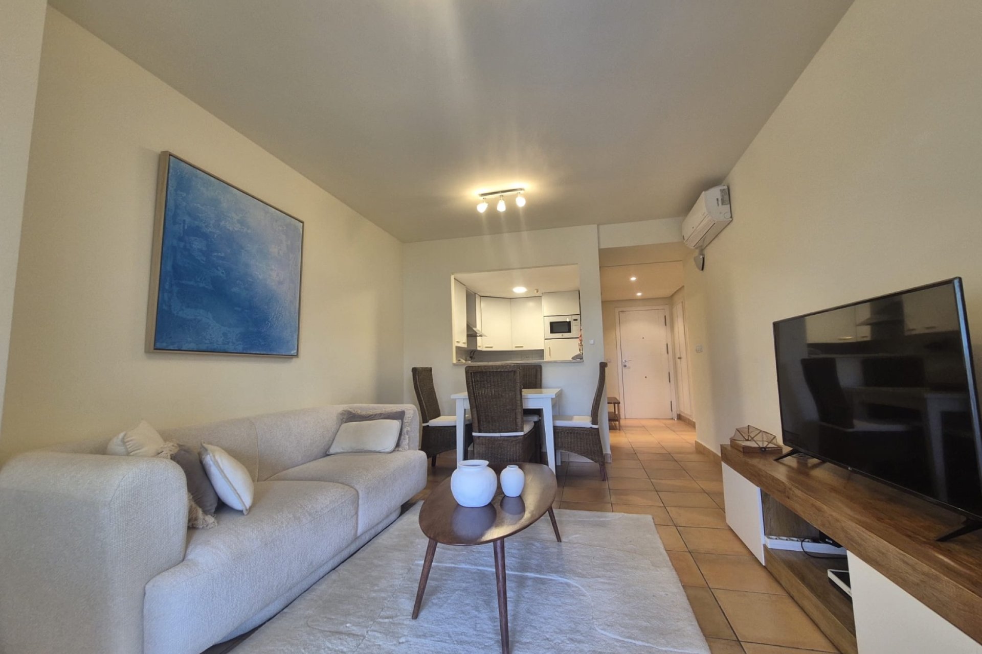  Alquiler larga estancia - Apartamento / piso -
Altea