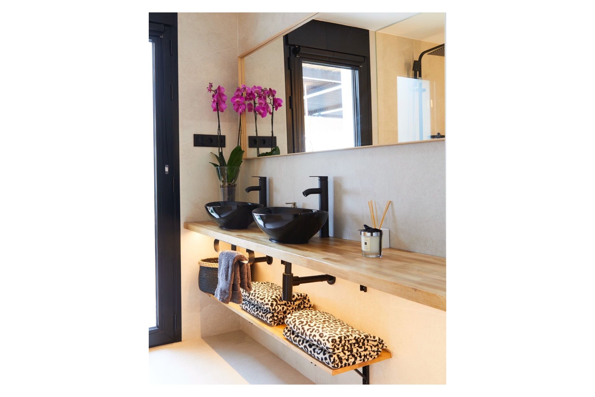  Alquiler larga estancia - Chalet / Villa  -
Albir