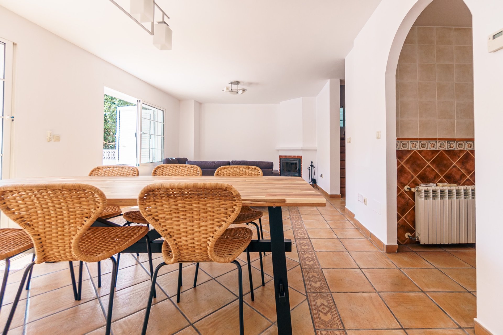  Alquiler larga estancia - Chalet / Villa  -
Albir
