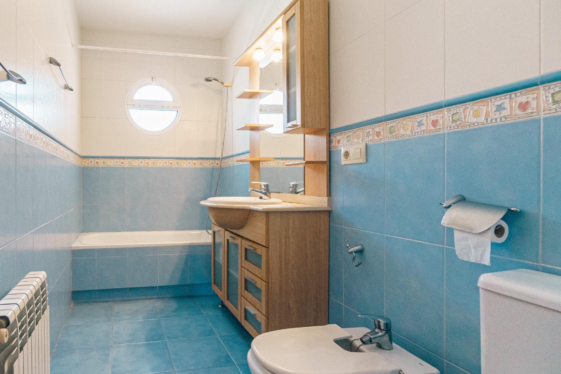  Alquiler larga estancia - Chalet / Villa  -
Albir