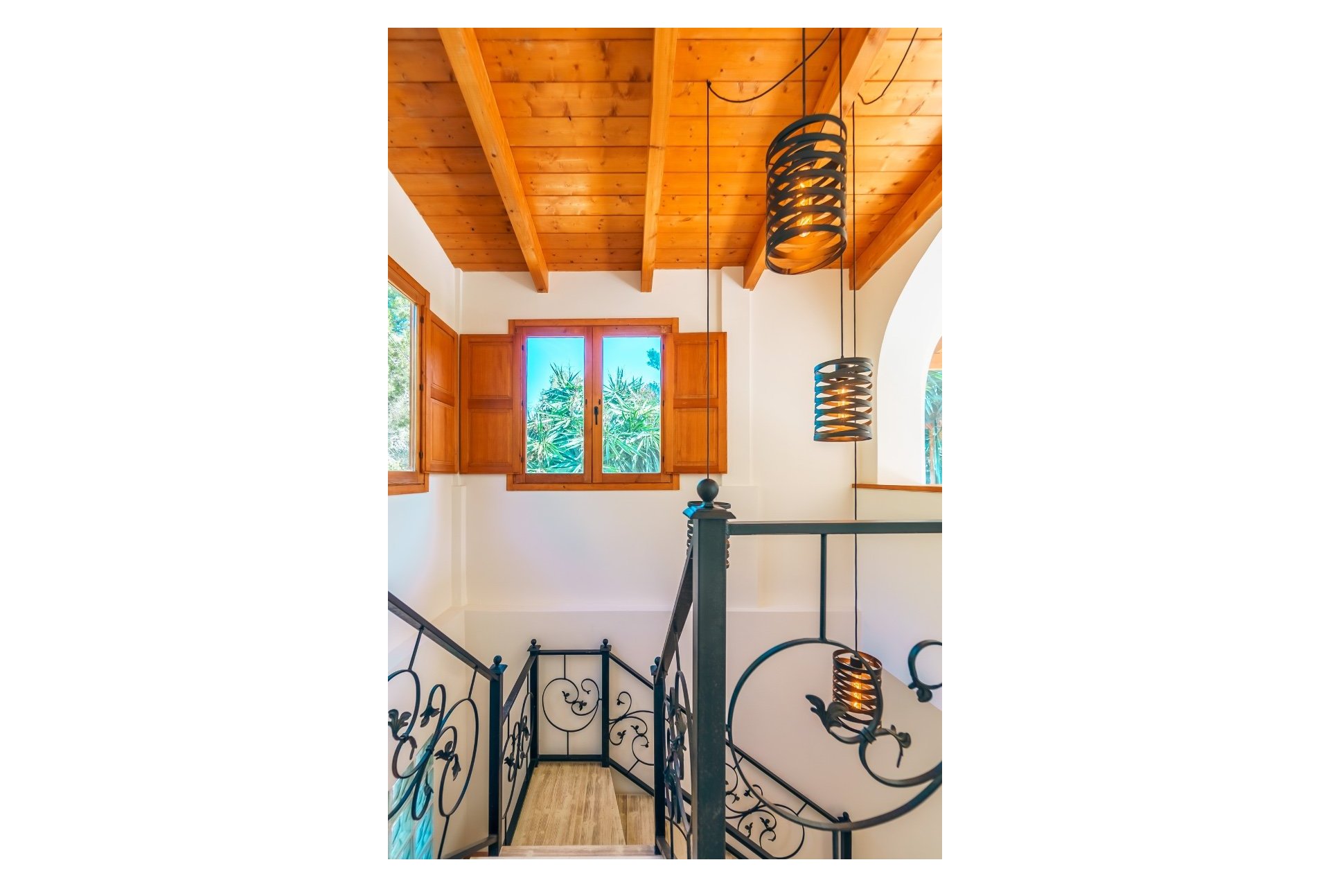  Alquiler larga estancia - Chalet / Villa  -
Albir