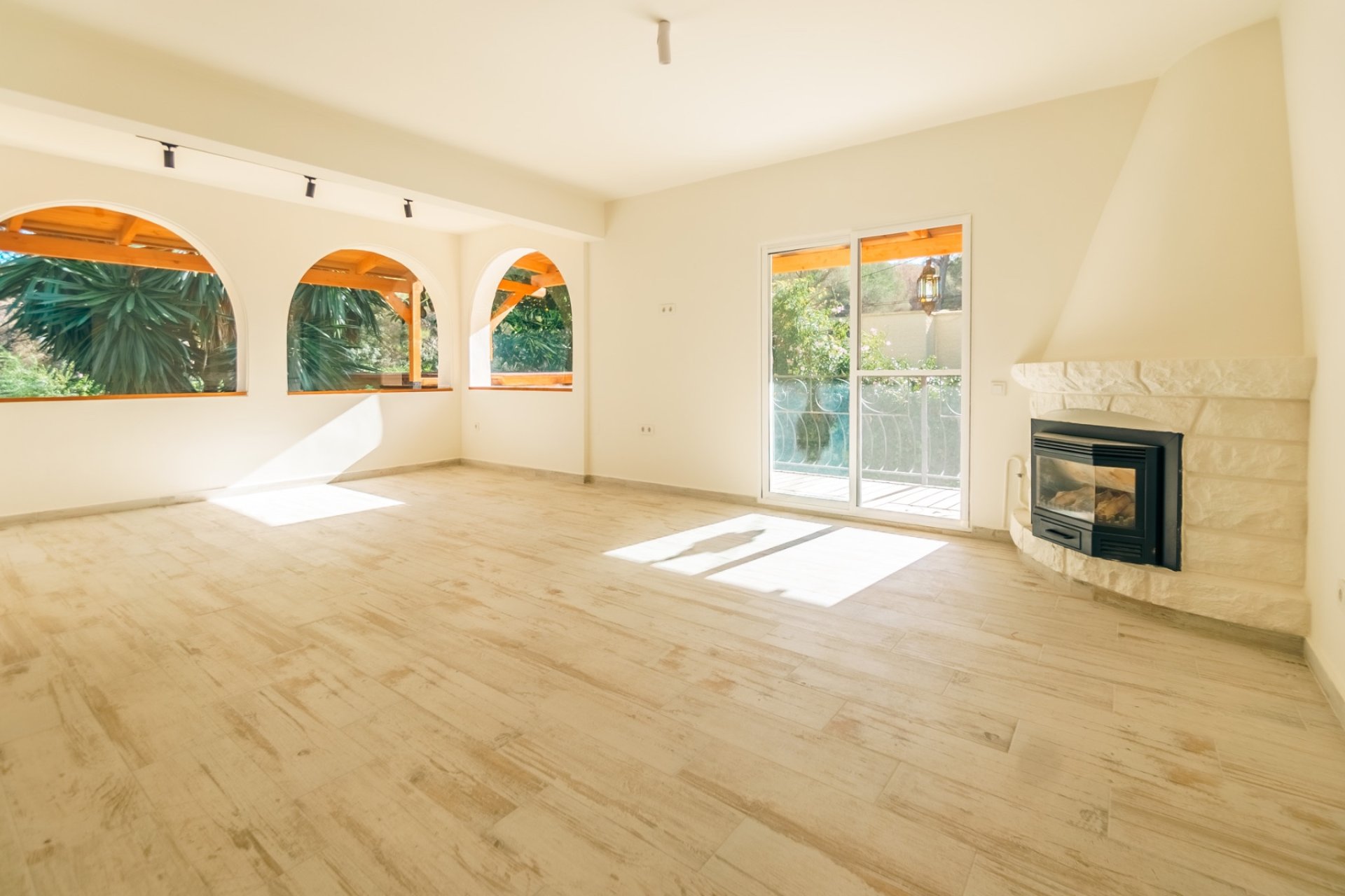  Alquiler larga estancia - Chalet / Villa  -
Albir
