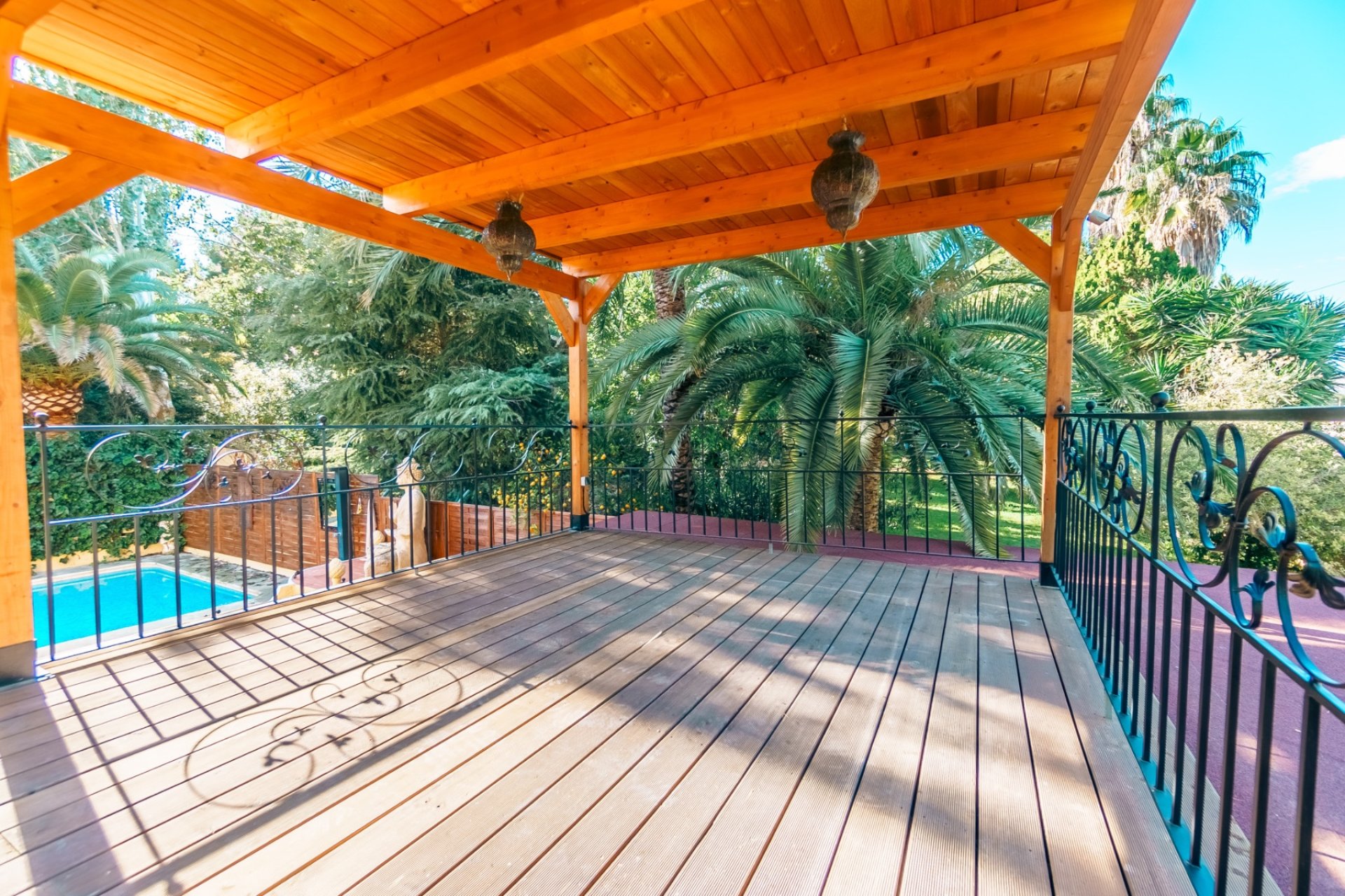  Alquiler larga estancia - Chalet / Villa  -
Albir