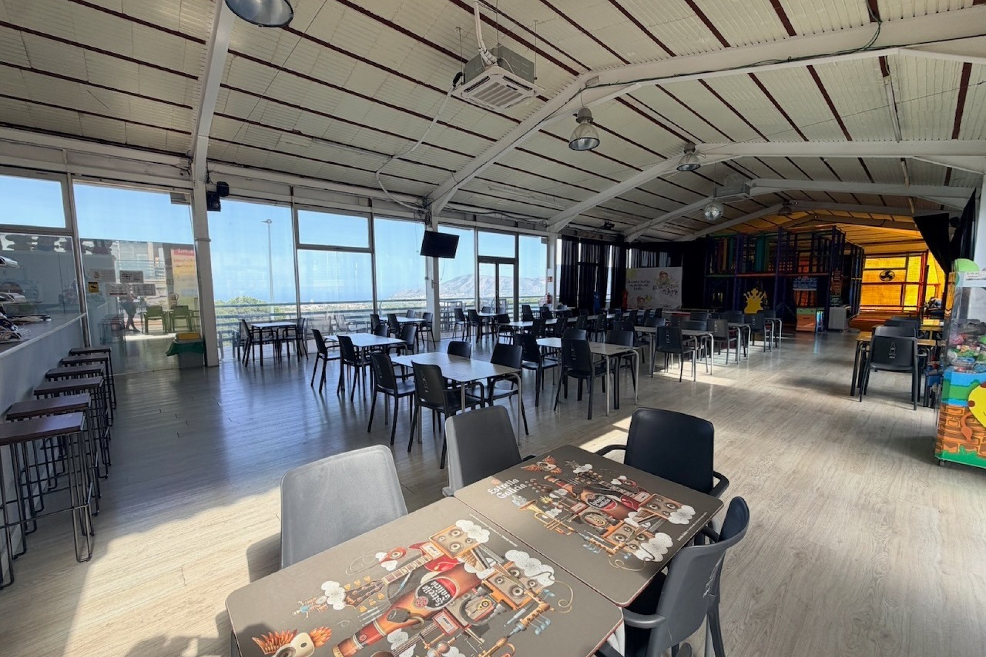  Alquiler larga estancia - Comercial -
La Nucía