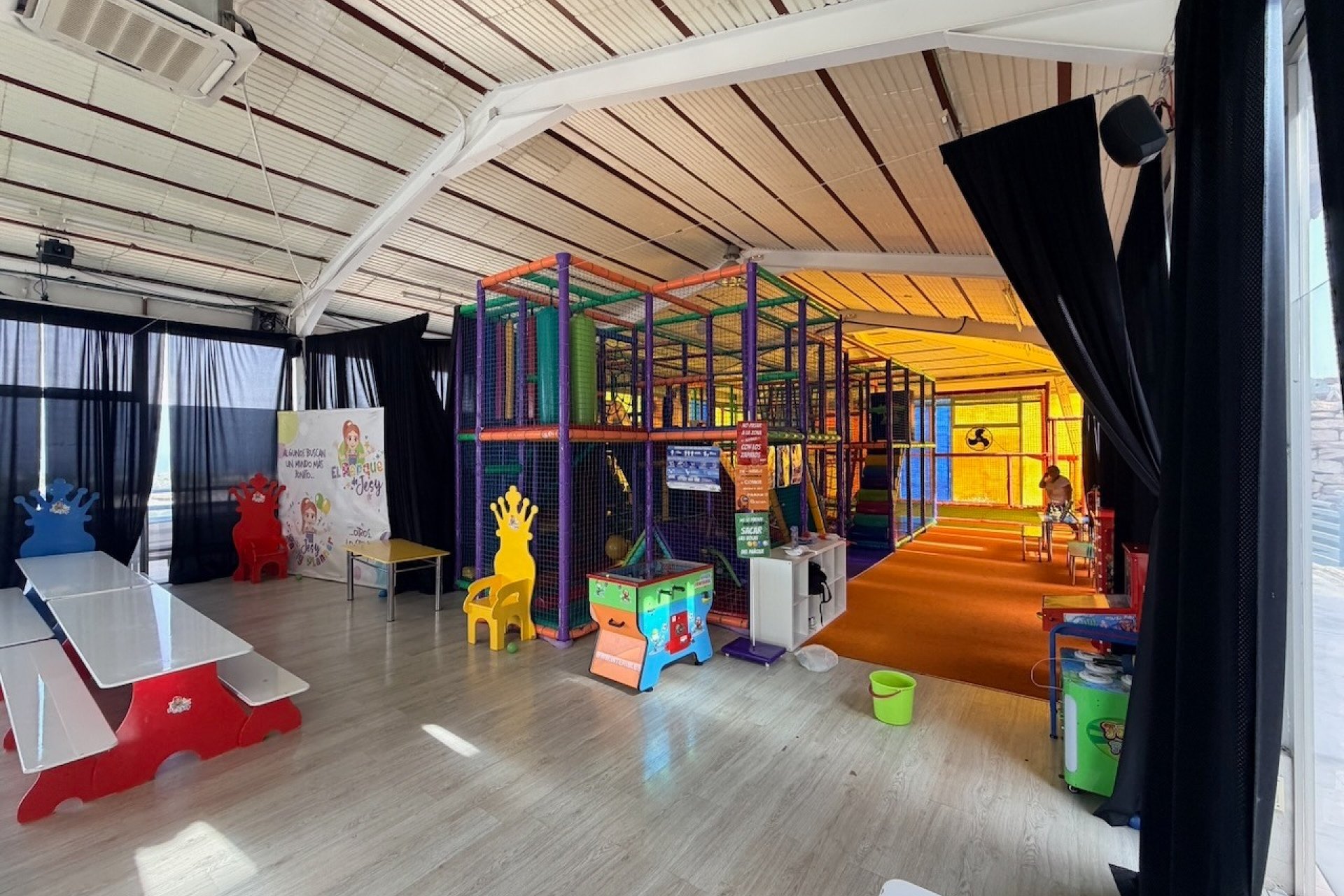 Alquiler larga estancia - Comercial -
La Nucía
