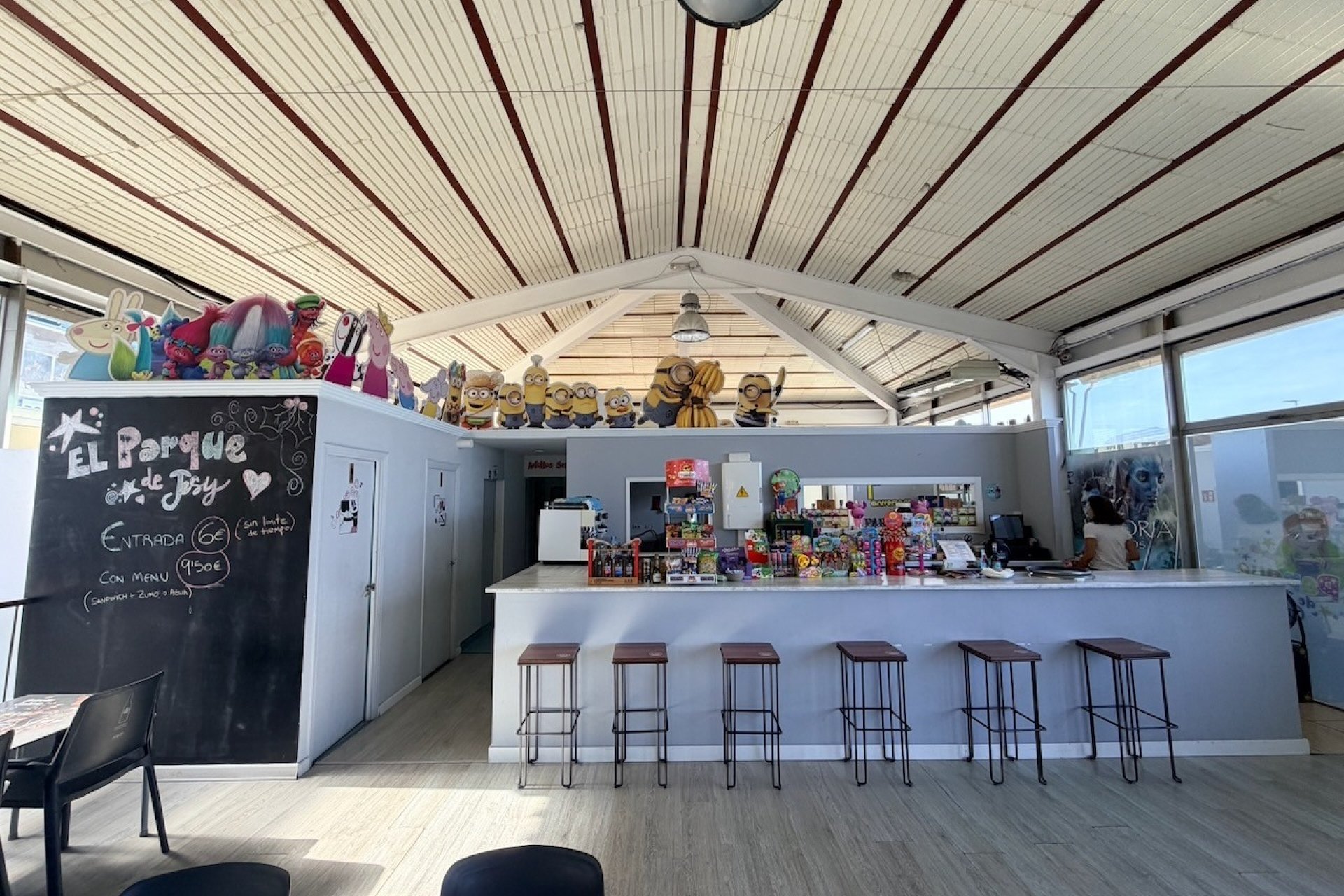  Alquiler larga estancia - Comercial -
La Nucía