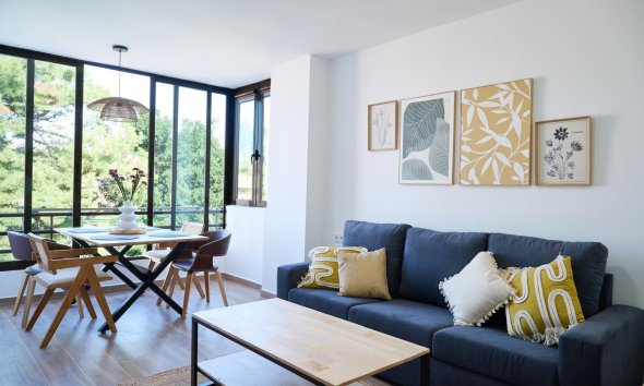 Apartamento / piso -  Alquiler larga estancia - Albir -
                Albir