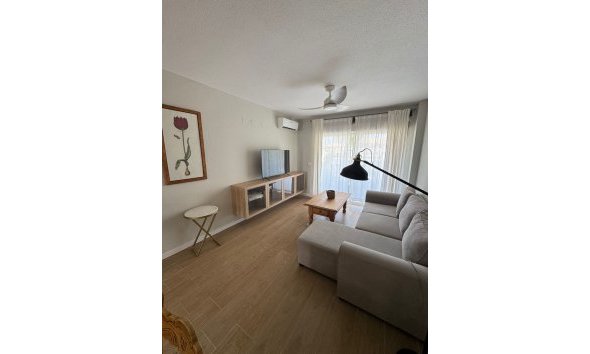Apartamento / Piso -  Alquiler larga estancia - Albir - Albir