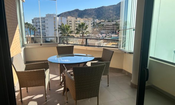 Apartamento / piso - Reventa - Albir -
                Albir