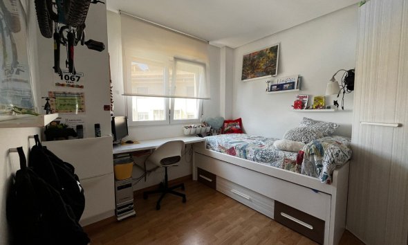 Apartamento / piso - Reventa - La Nucía -
                Urbanizaciones