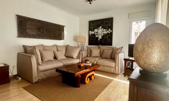 Appartement - Revente -
            Albir - 4061