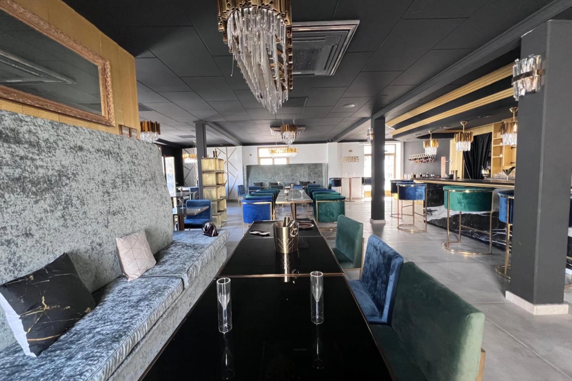 Business transfer - Commercial -
Altea