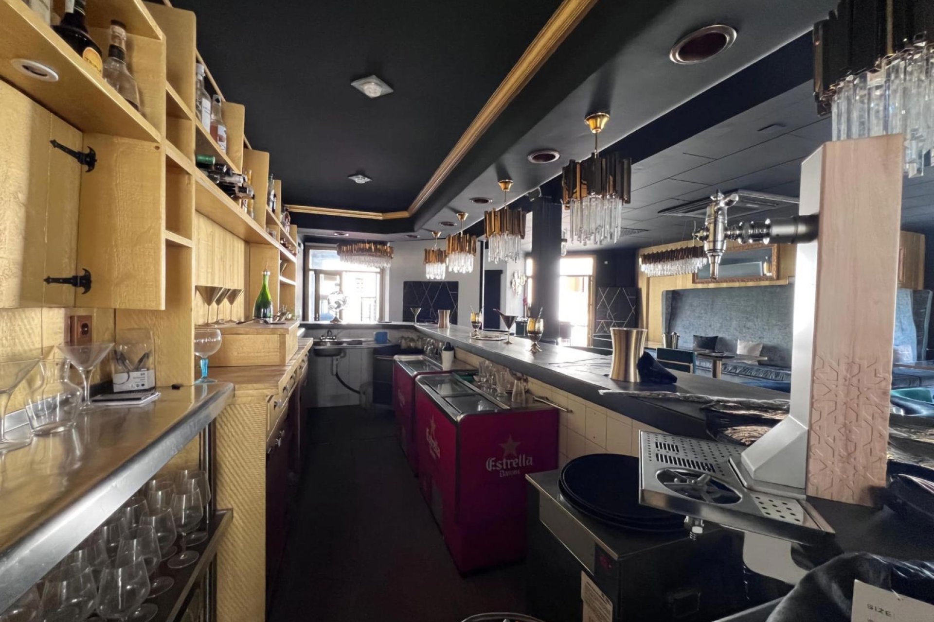 Business transfer - Commercial -
Altea