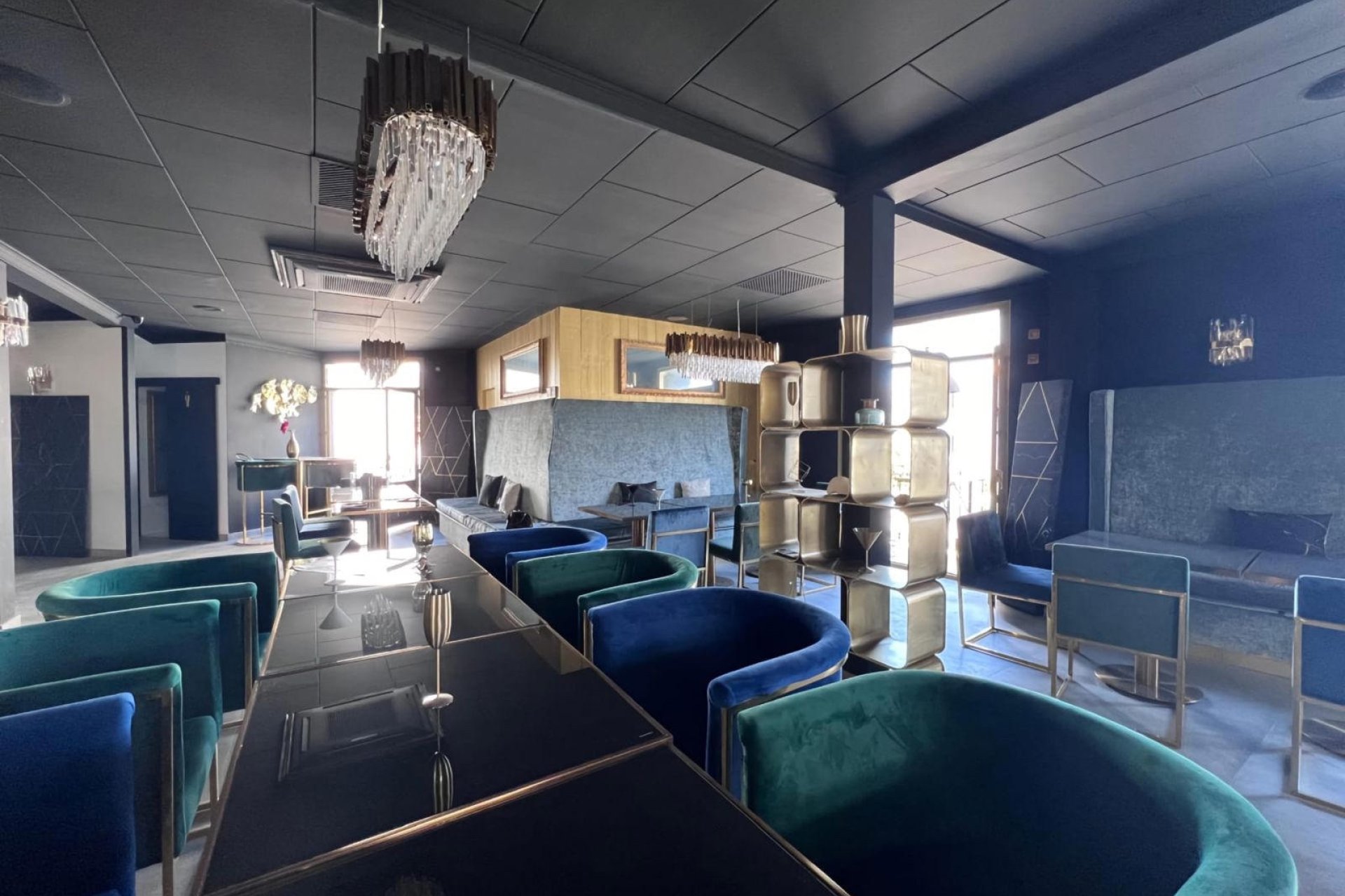 Business transfer - Commercial -
Altea