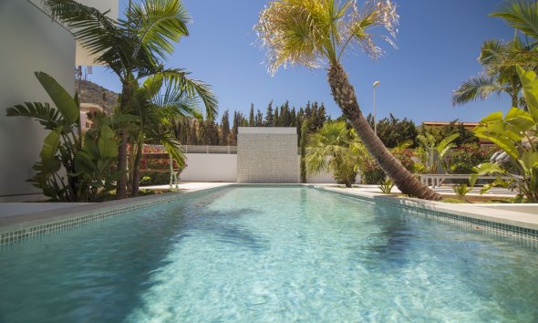 Chalet / Villa - Herverkoop -
            Albir - 3779