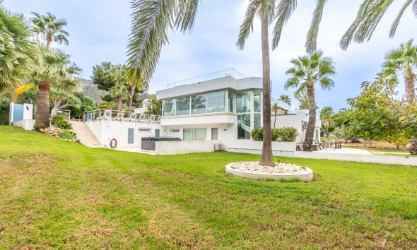 Chalet / Villa - Herverkoop - Albir -
                Albir