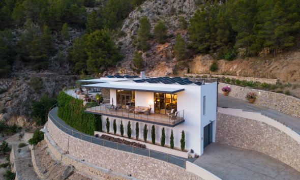 Chalet / Villa - Herverkoop - Callosa De Ensarrià - Callosa De Ensarrià