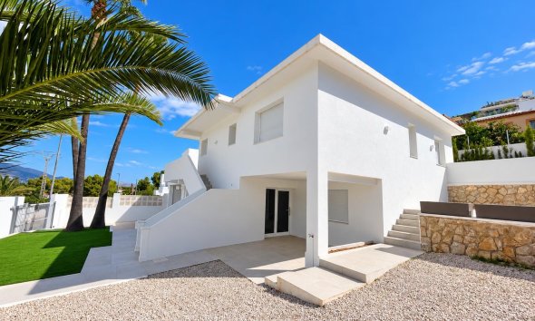  Chalet / Villa - Resale - Albir - Albir