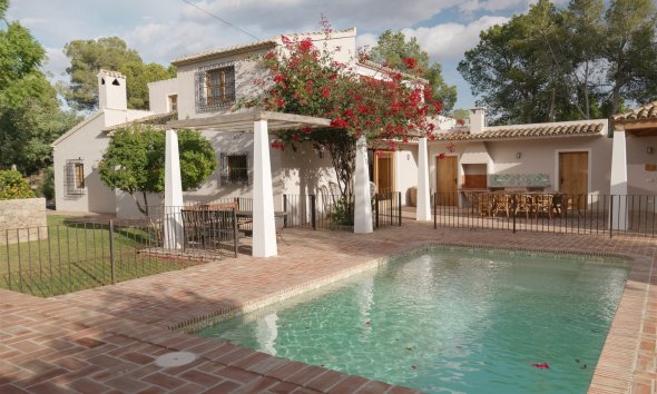  Chalet / Villa - Resale - Alfaz del Pi -
                Alfas del Pí