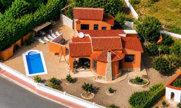  Chalet / Villa - Resale - Alfaz del Pi - Alfas del Pí