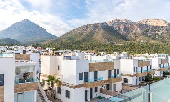  Chalet / Villa - Resale - Polop - Polop