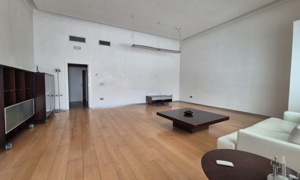 Commercial - Location à long terme -
            Albir - ALQ 263