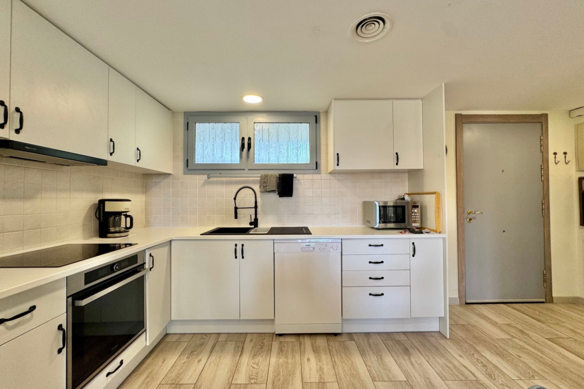 Herverkoop - Apartment -
Alfaz del Pi - Alfas del Pí