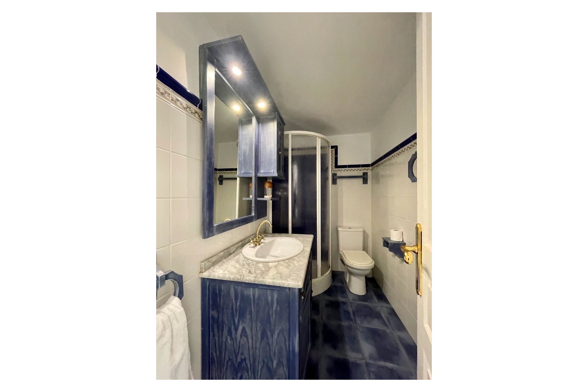 Herverkoop - Appartement / flat -
Albir