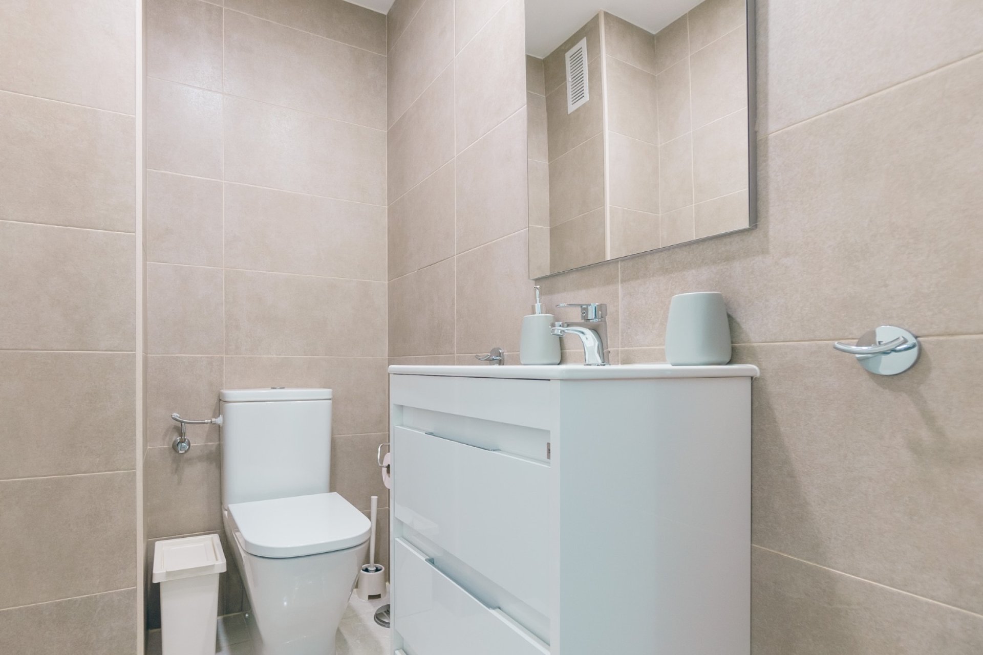 Herverkoop - Appartement / flat -
Albir