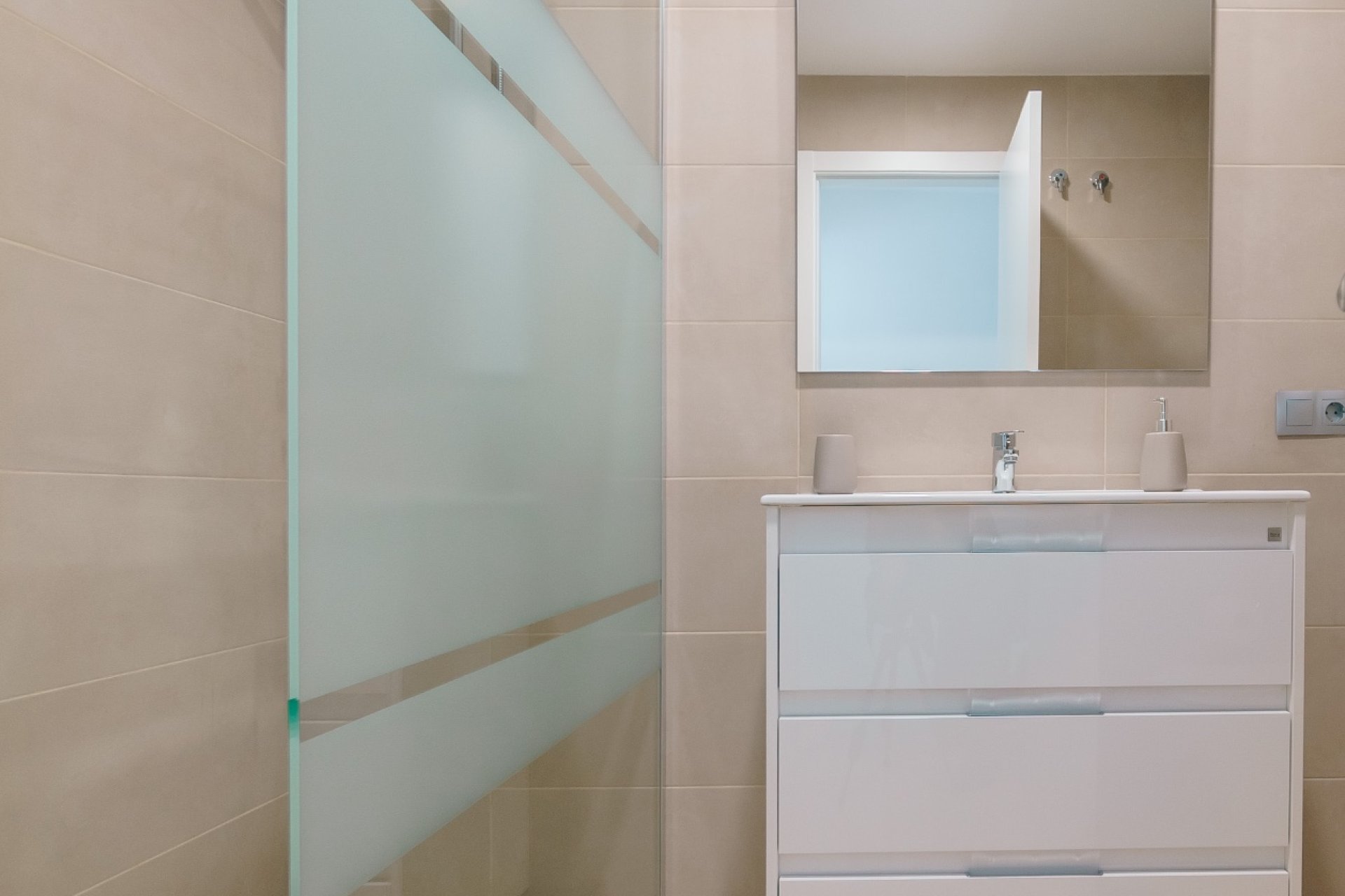 Herverkoop - Appartement / flat -
Albir