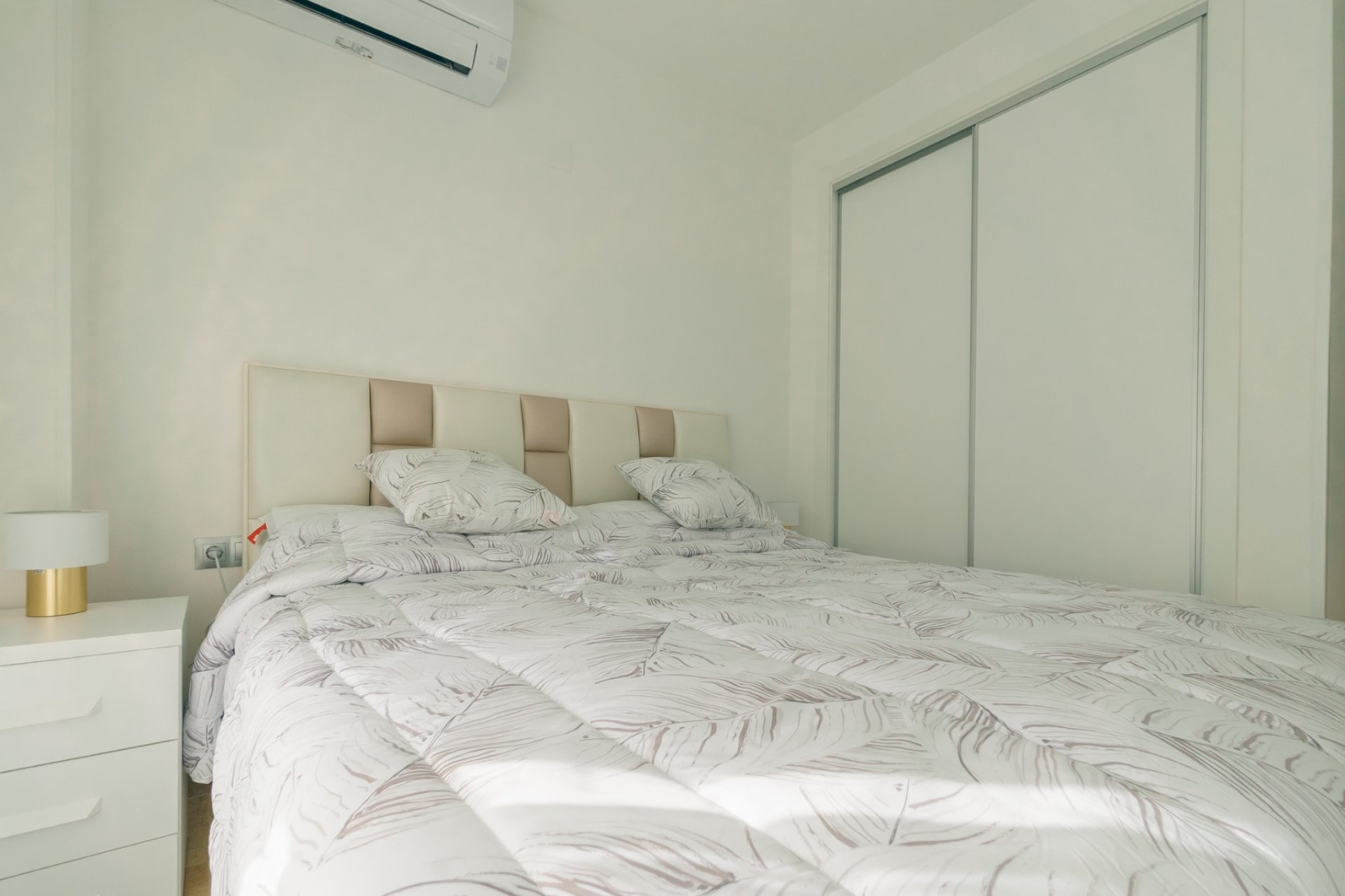 Herverkoop - Appartement / flat -
Albir