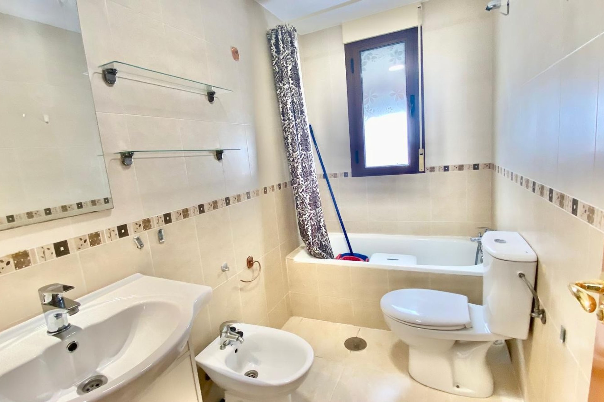 Herverkoop - Appartement / flat -
Alfaz del Pi - Alfas del Pí