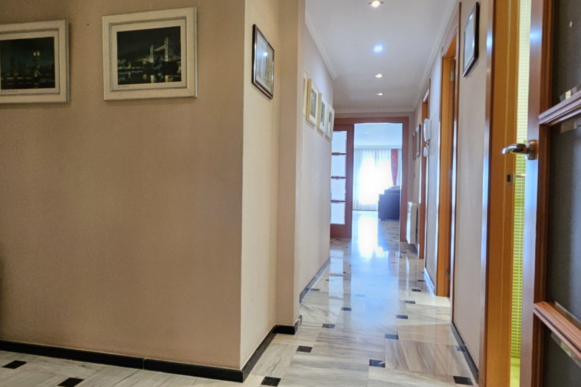 Herverkoop - Appartement / flat -
Benidorm - Levante