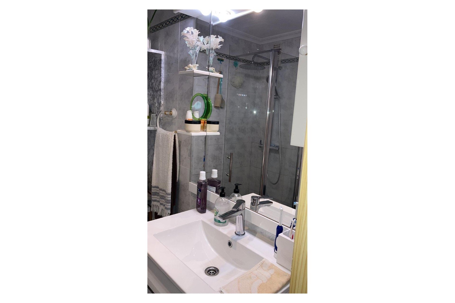 Herverkoop - Appartement / flat -
Benidorm - Poniente